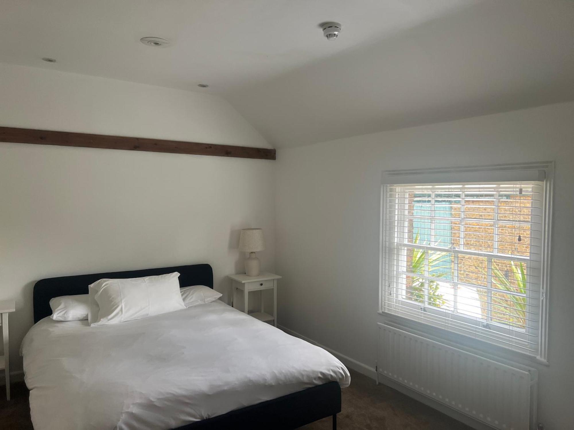 Harmondsworth Hall Bagian luar foto