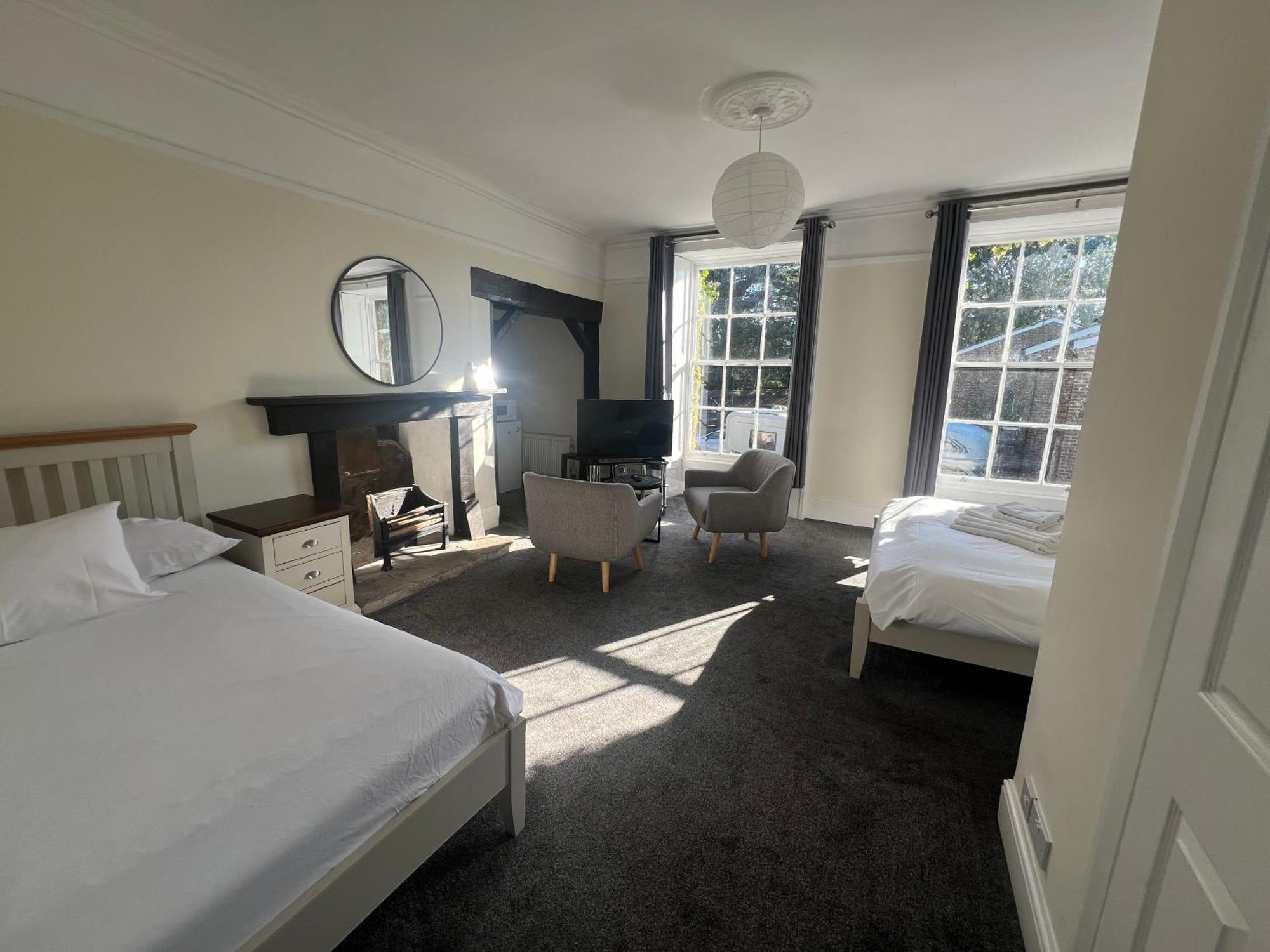 Harmondsworth Hall Bagian luar foto